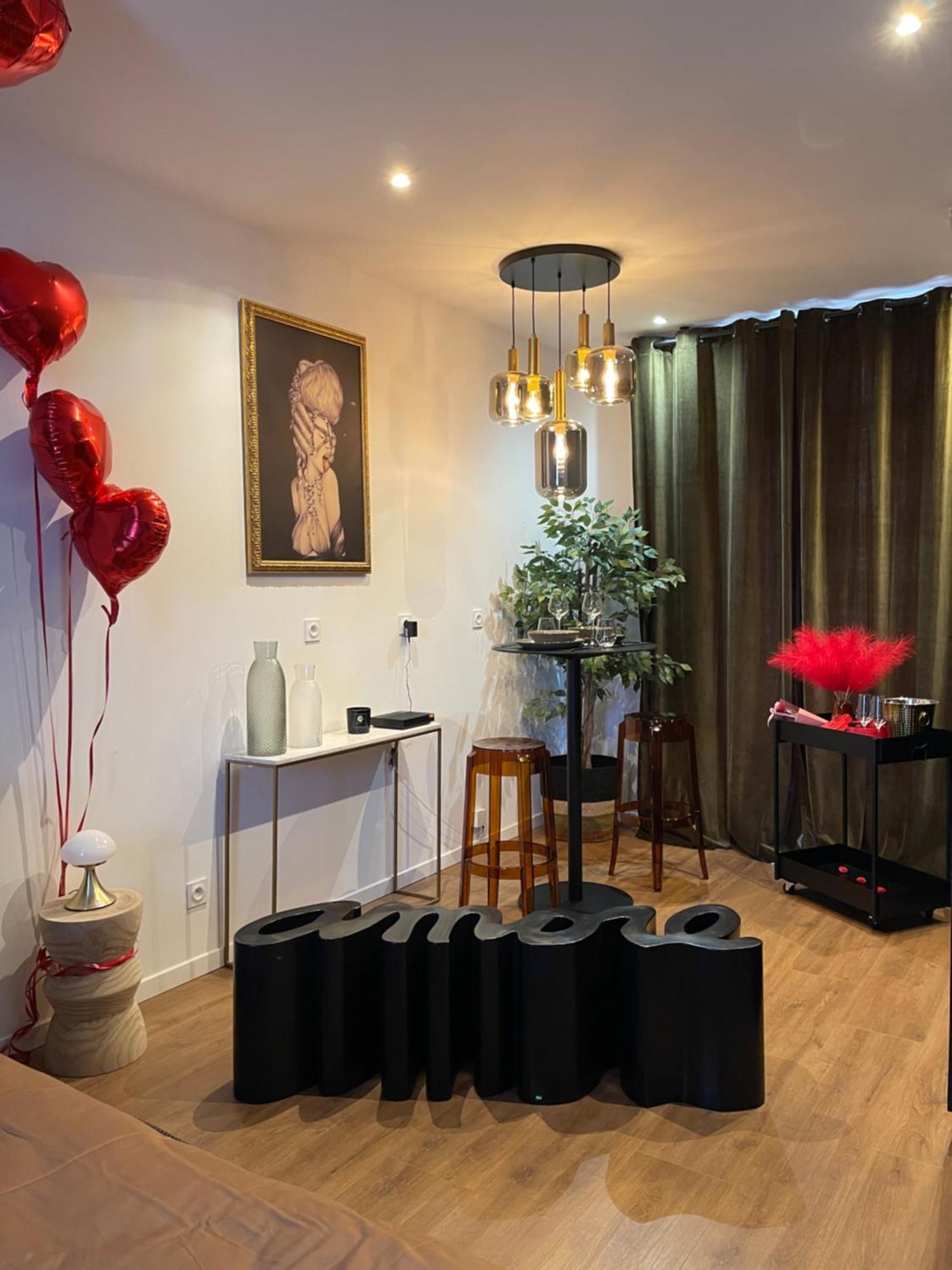 Love Room Casa Amore Прад Экстерьер фото