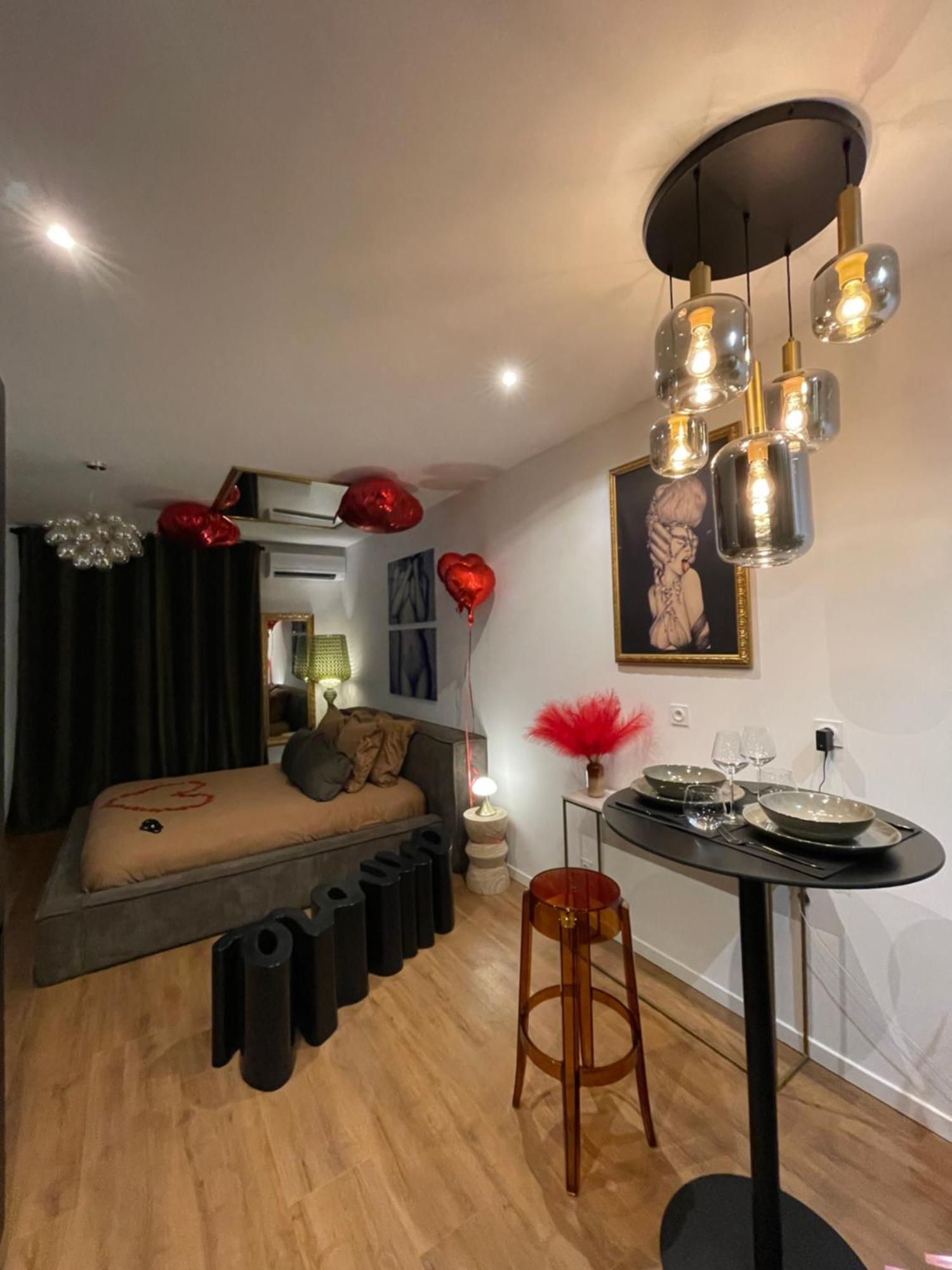Love Room Casa Amore Прад Экстерьер фото