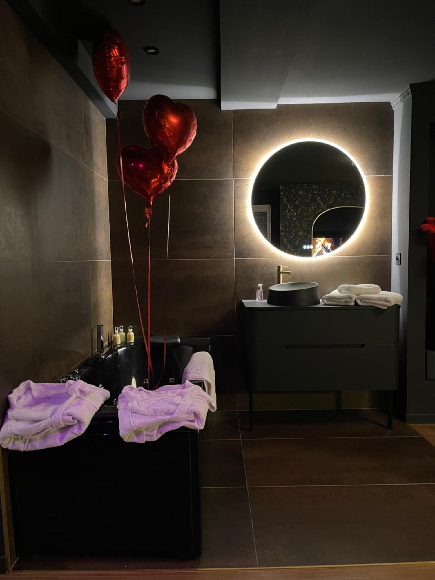 Love Room Casa Amore Прад Экстерьер фото