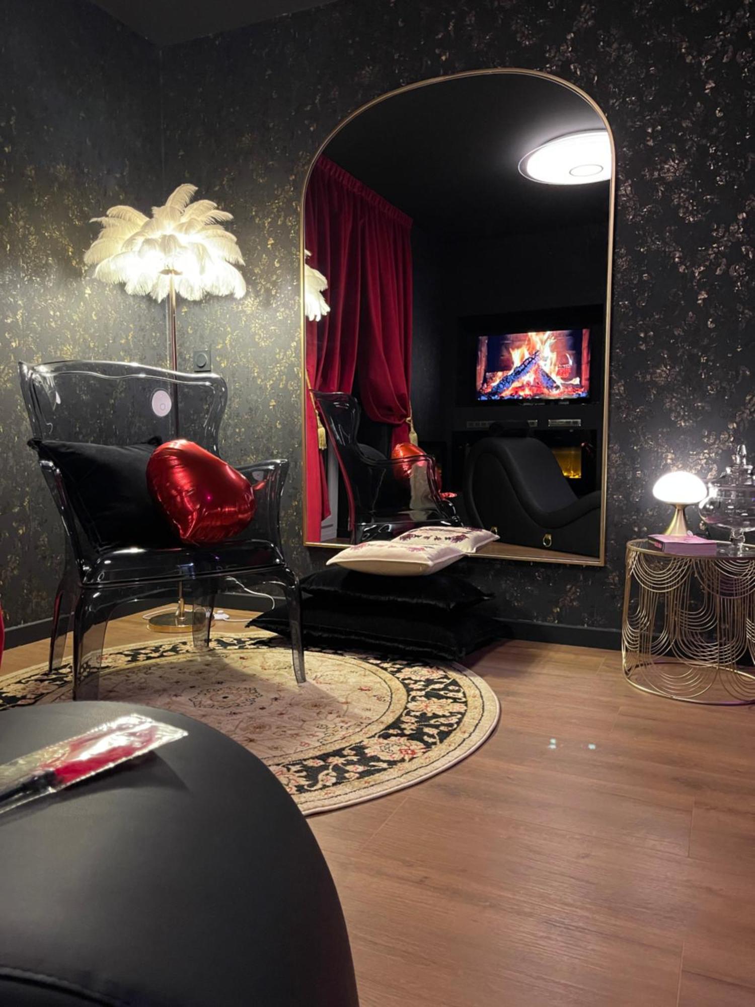 Love Room Casa Amore Прад Экстерьер фото