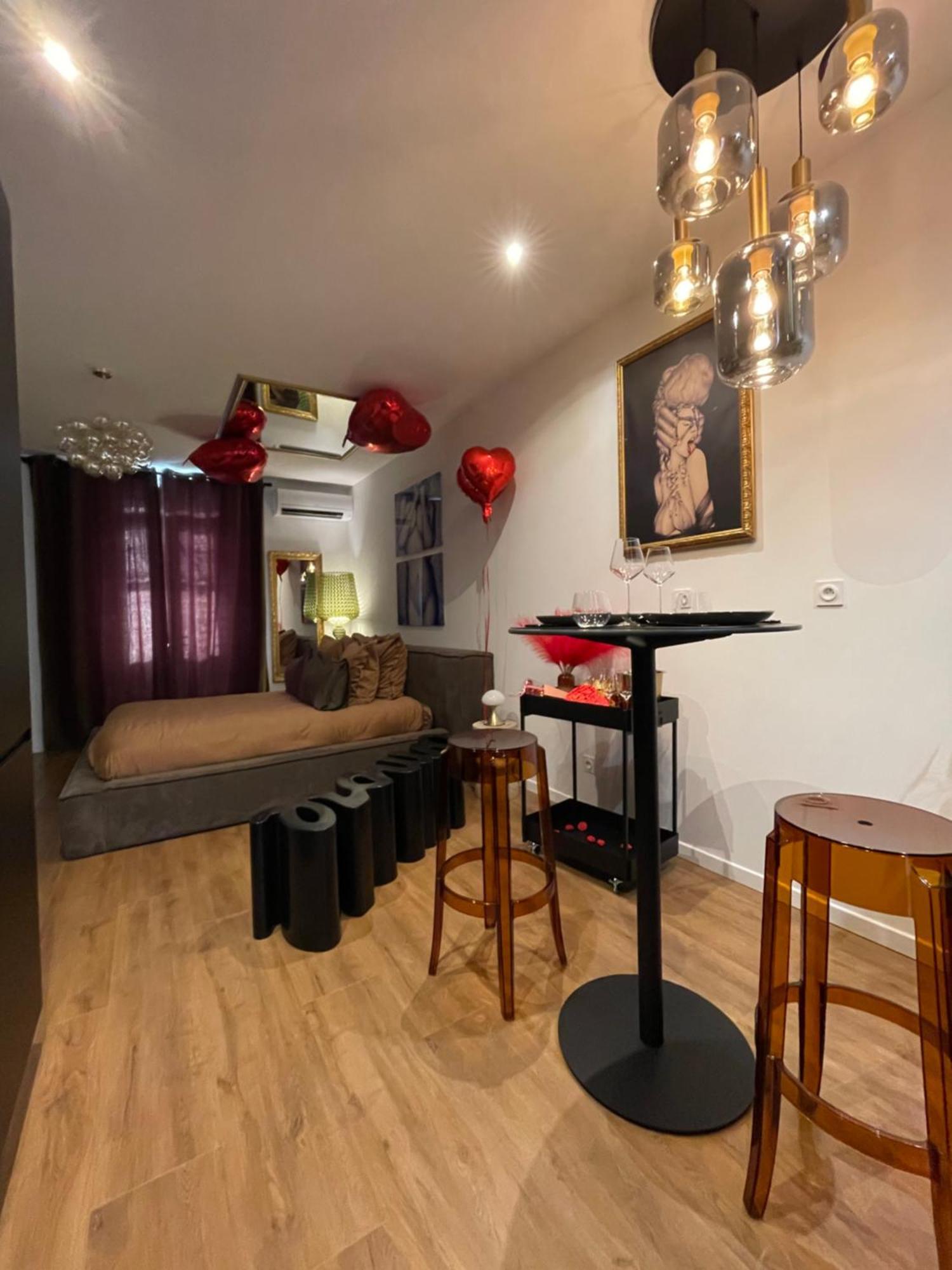 Love Room Casa Amore Прад Экстерьер фото