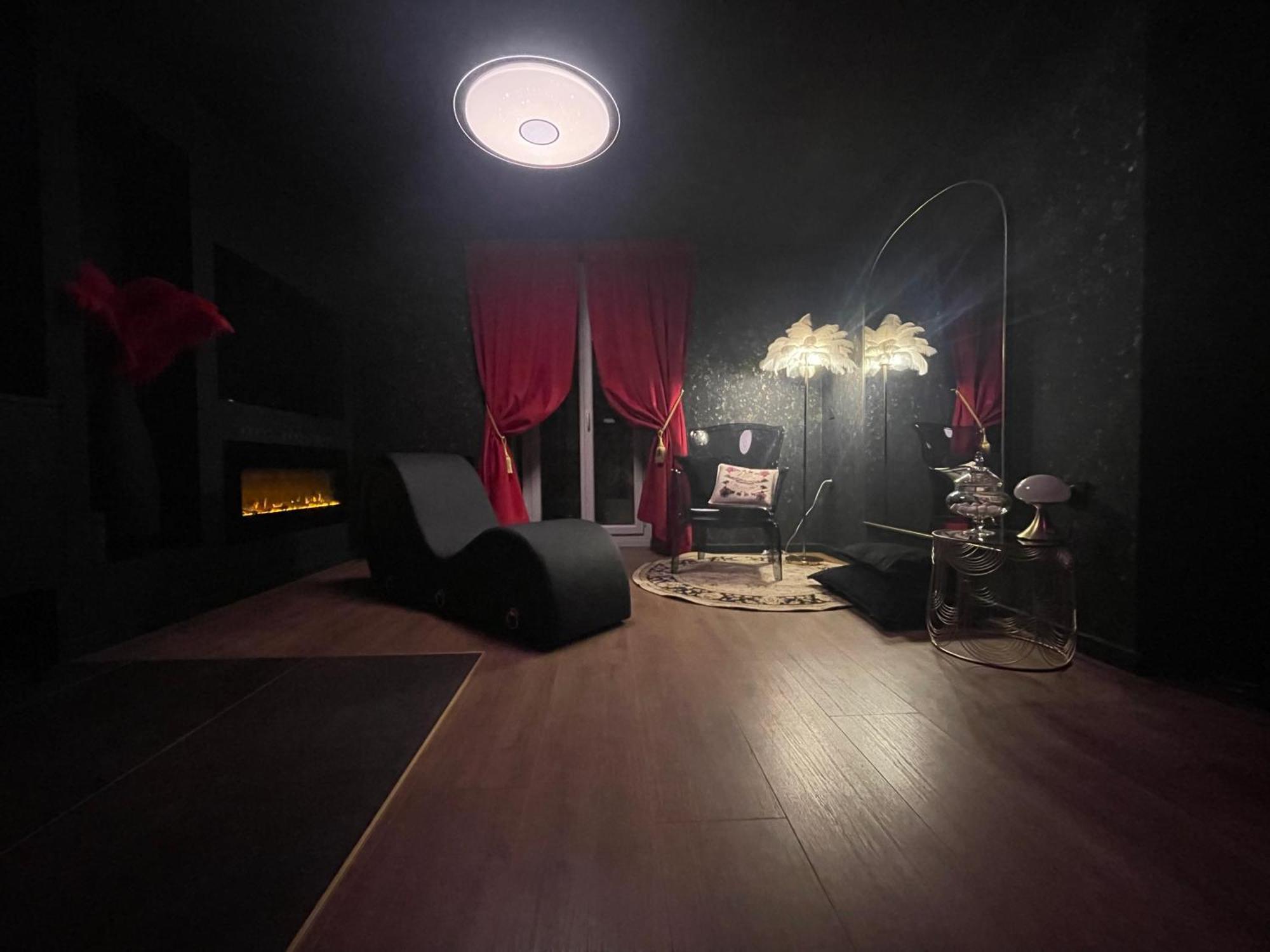 Love Room Casa Amore Прад Экстерьер фото