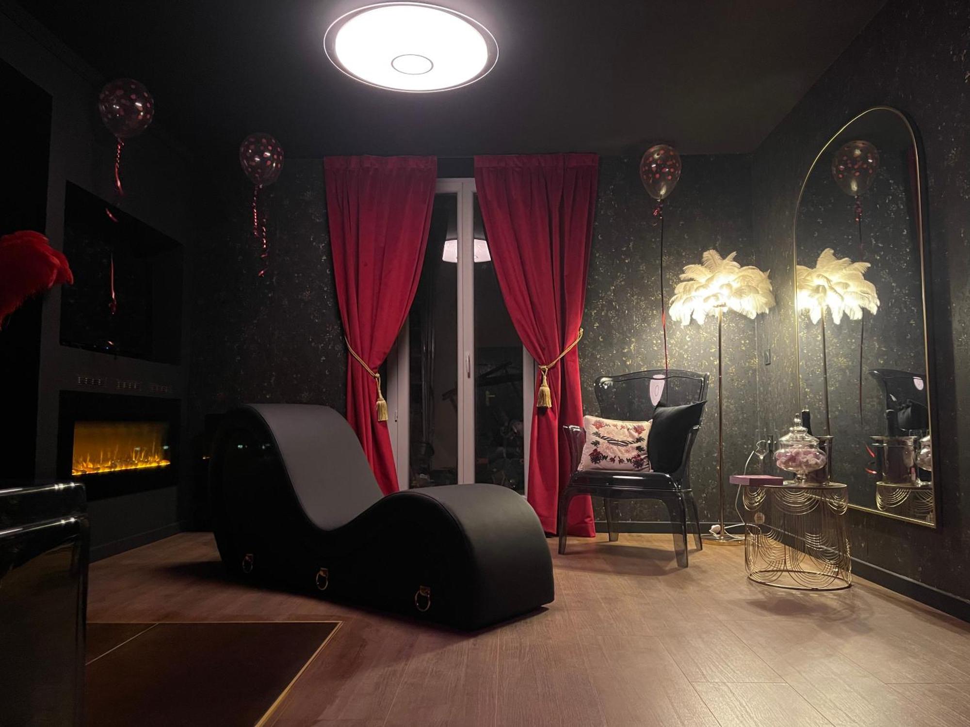 Love Room Casa Amore Прад Экстерьер фото