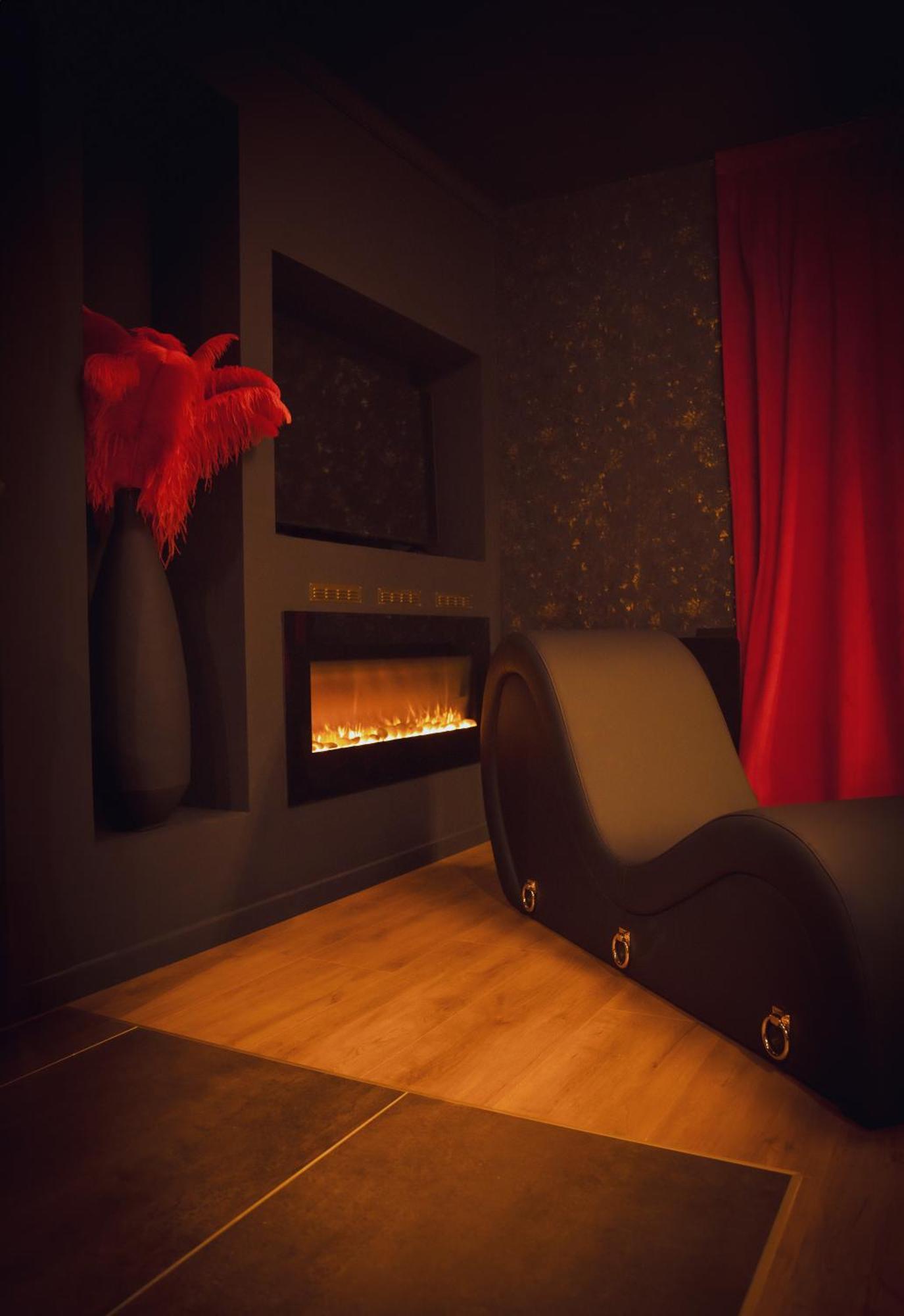 Love Room Casa Amore Прад Экстерьер фото